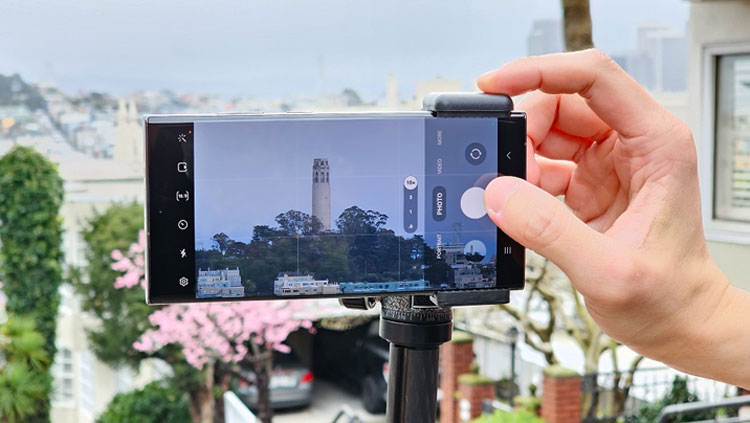 LG présente un véritable module de zoom optique pour smartphone - Les  Numériques